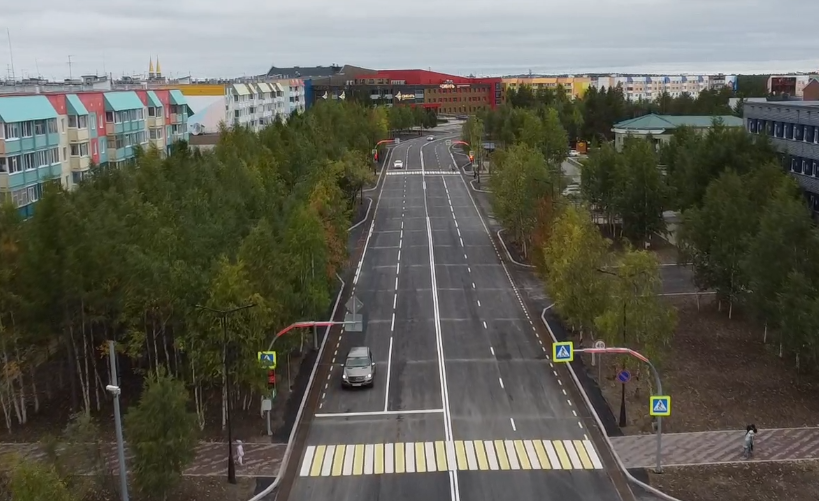 На улице Ленина возобновили дорожное движение
