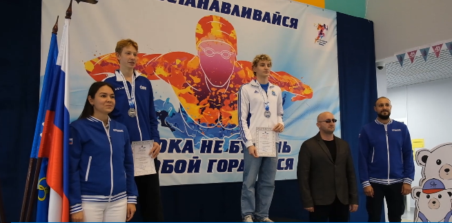 13 медалей у пловцов Муравленко в чемпионате и первенстве ЯНАО