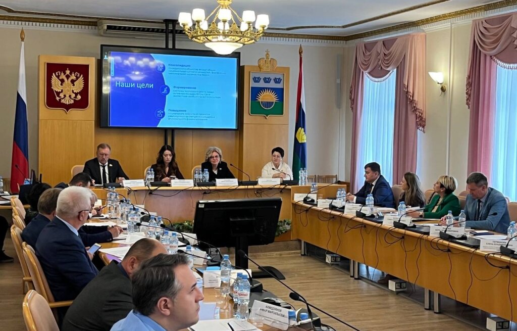 Ямальский опыт поддержки деятельности НКО представили в Тюмени