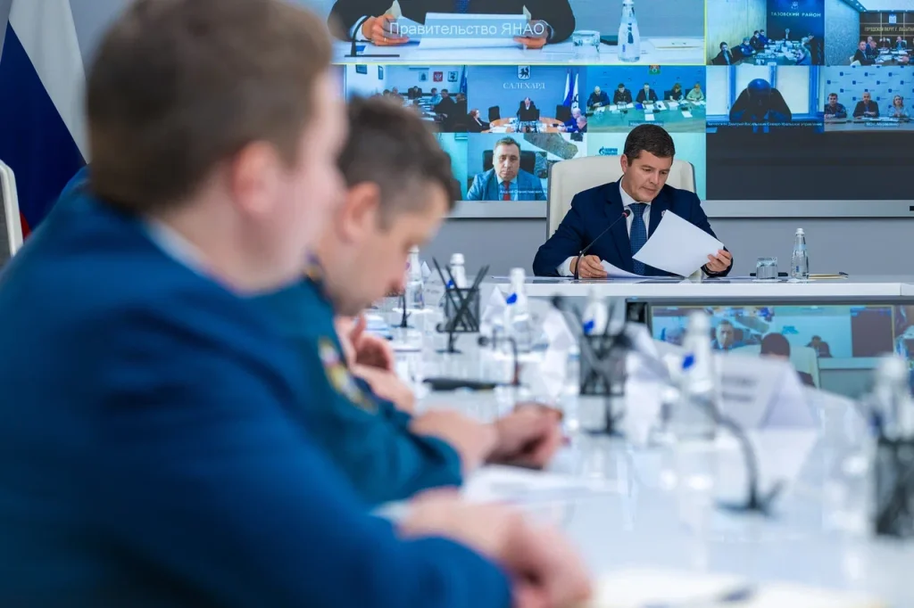 Дмитрий Артюхов провел заседание окружной антитеррористической комиссии ﻿