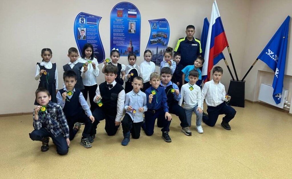 В Муравленко прошла акция «Смайлик безопасности!»