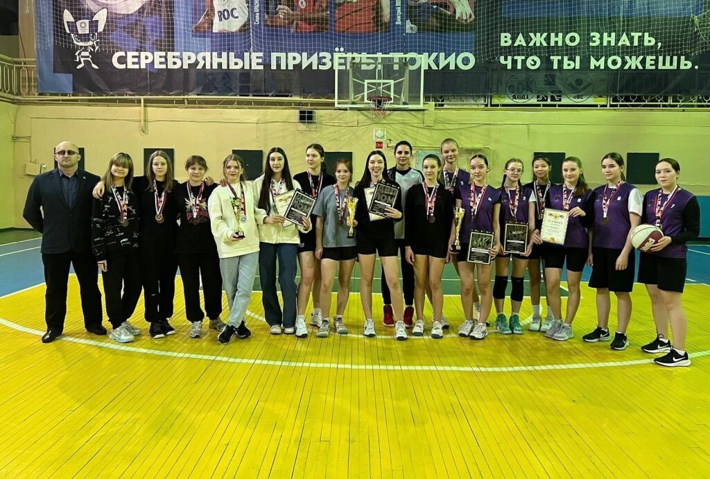 Сборная первой школы – победитель турнира по баскетболу