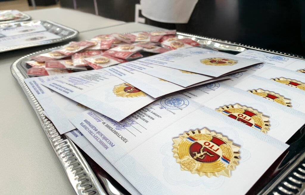 Более 60 ямальцев удостоены серебряных и бронзовых знаков ГТО