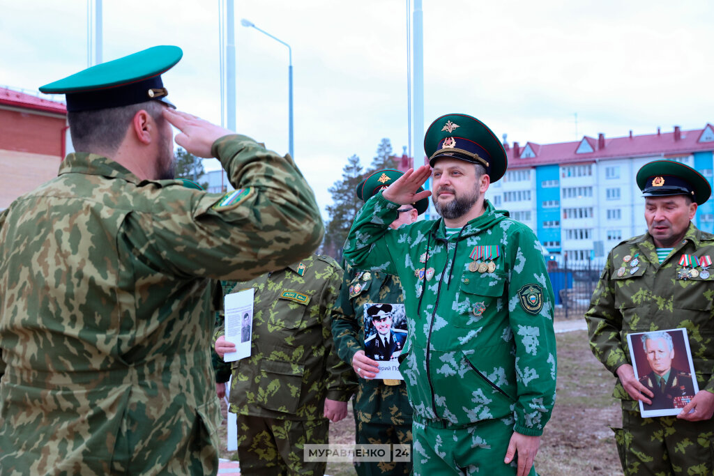 Пограничники Муравленко провели боевой расчет