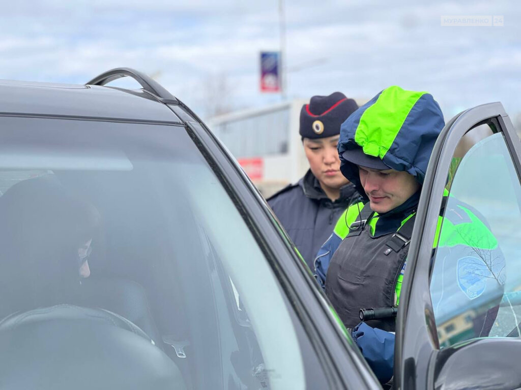 Пять водителей оштрафовали за нарушение правил перевозки детей в салоне автомобиля