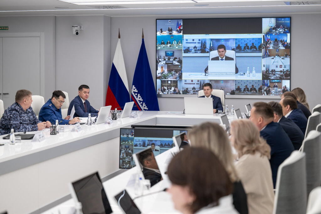 Дмитрий Артюхов провел совещание по обеспечению правопорядка