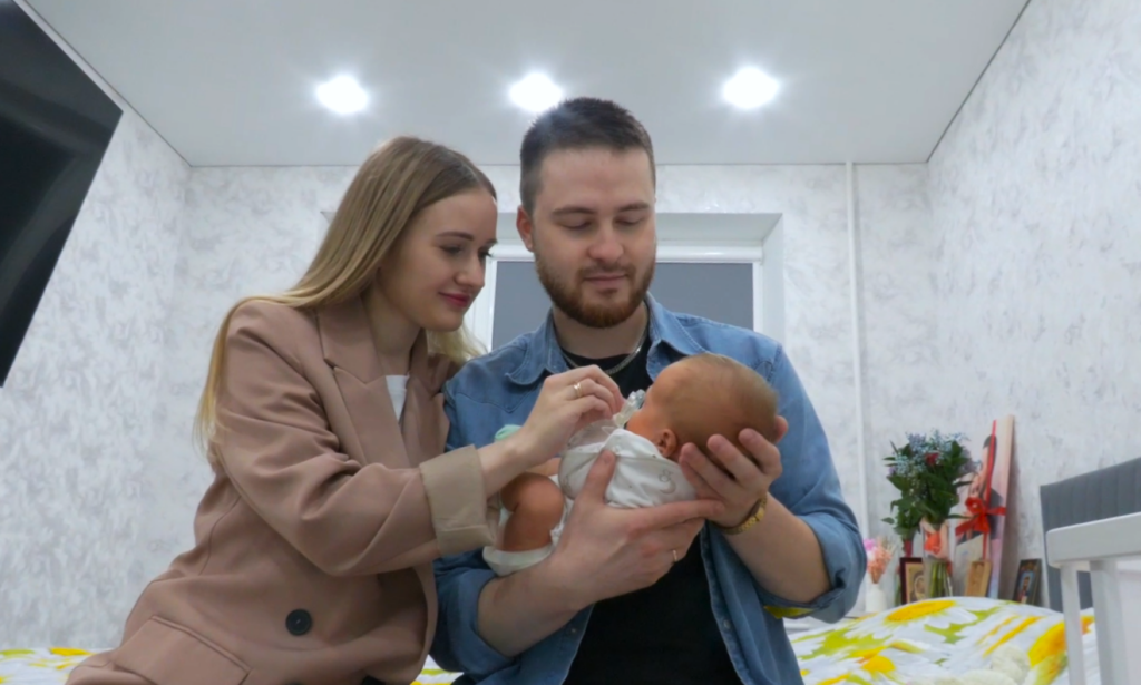 Ямал – лидер по использованию суперсервиса «Рождение ребёнка»