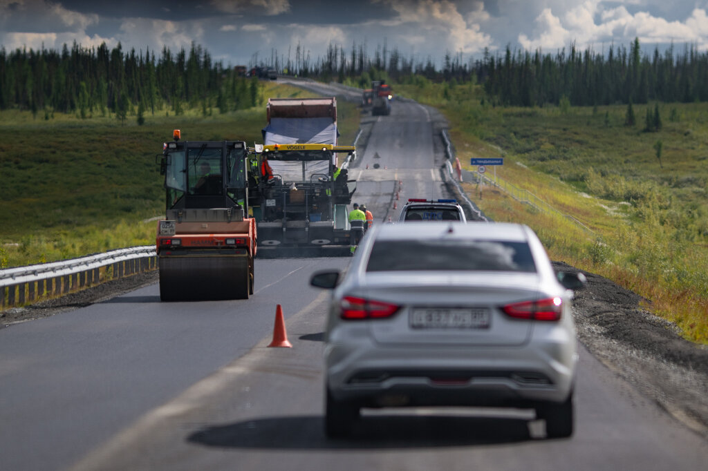 Дорогу Надым – Салехард полностью заасфальтируют в следующем году