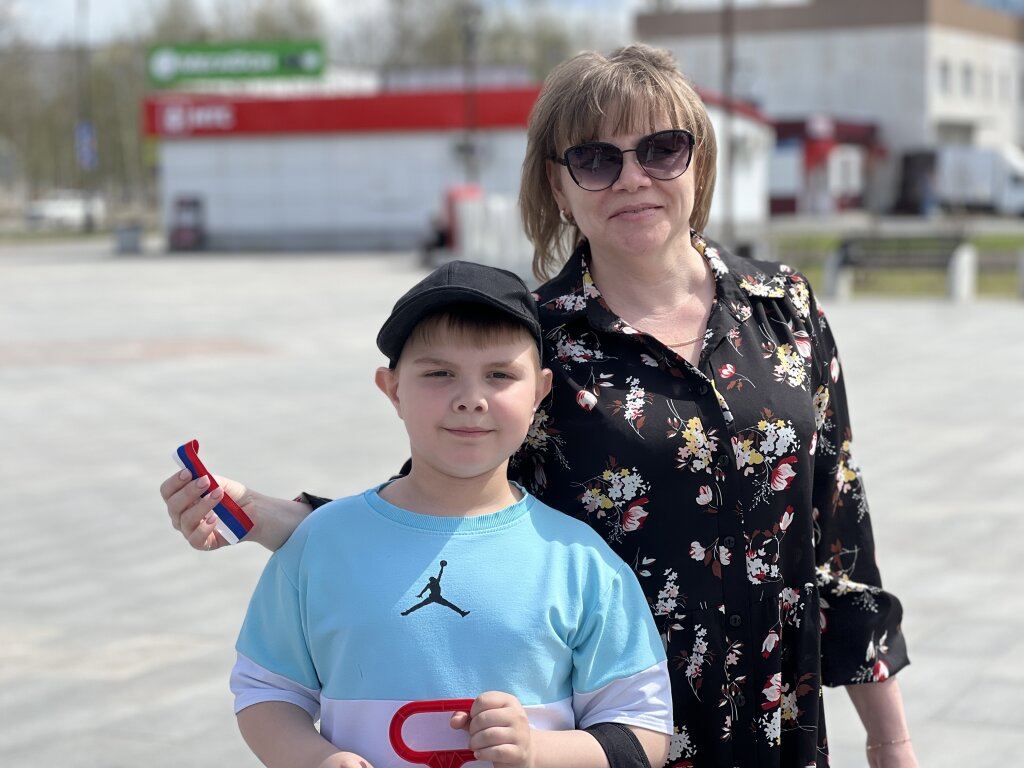 Муравленковцам раздадут российский триколор