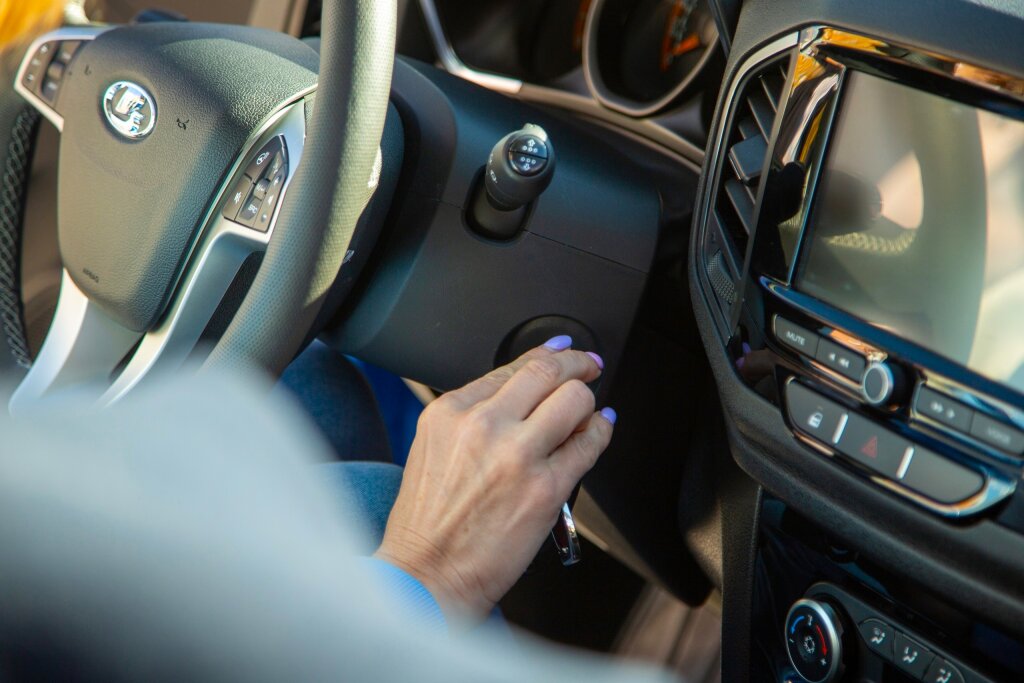 С 1 сентября в России обновят перечень болезней, запрещающих вождение