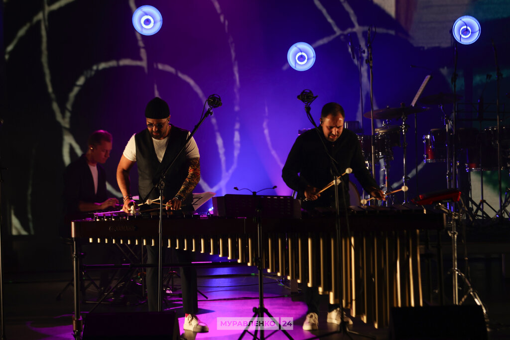 Шоу «Отражение» отправило зрителей в путешествие в мир звука