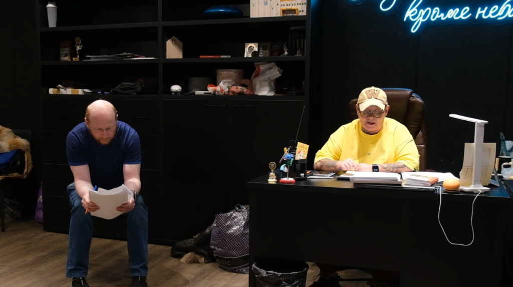 Актёры готовятся к премьере спектакля