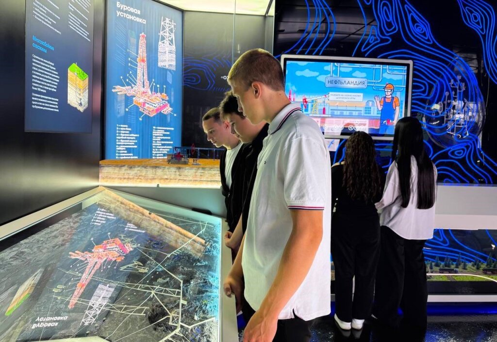 Муравленковцев приглашают на «Экскурсионный флешмоб»