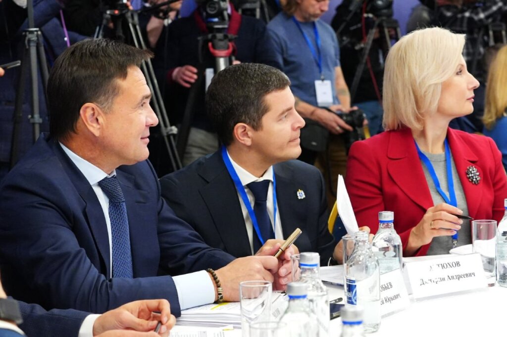 Дмитрий Артюхов принял участие в расширенном заседании комиссии Госсовета РФ