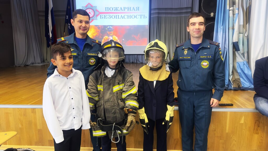 В Муравленко проходит месячник безопасности детей