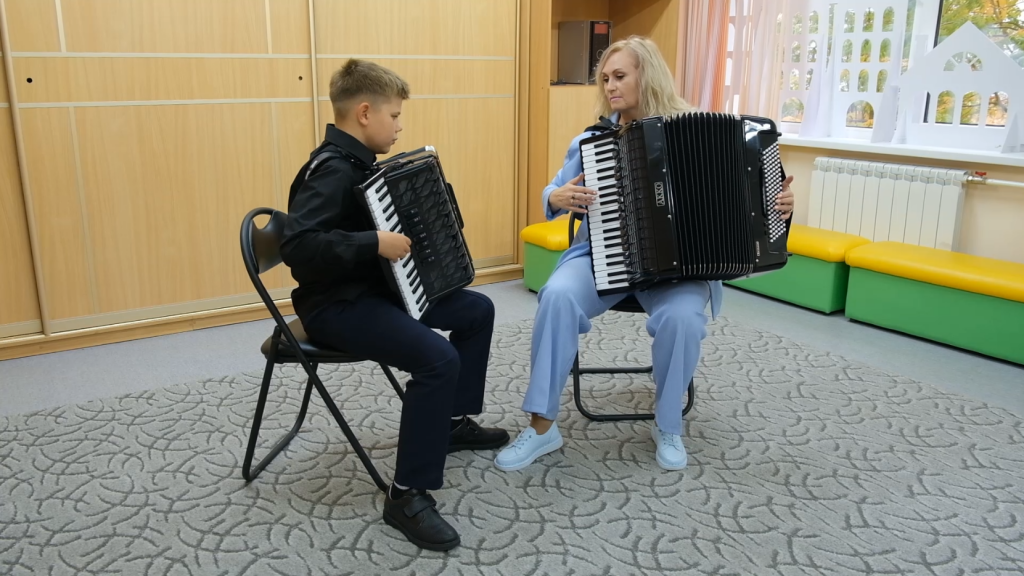 Детская школа искусств ведёт набор детей на новый учебный год