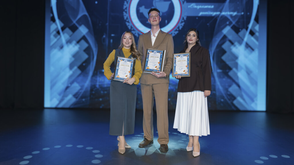 В Ноябрьске подвели итоги ежегодного окружного конкурса «Педагогический дебют – 2025»