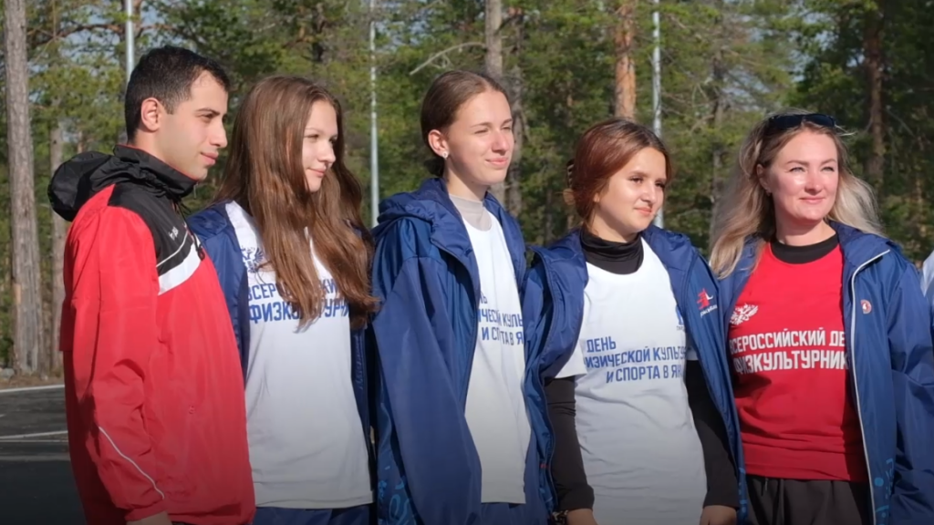 Муравленко посетила делегация гостей из Волновахи