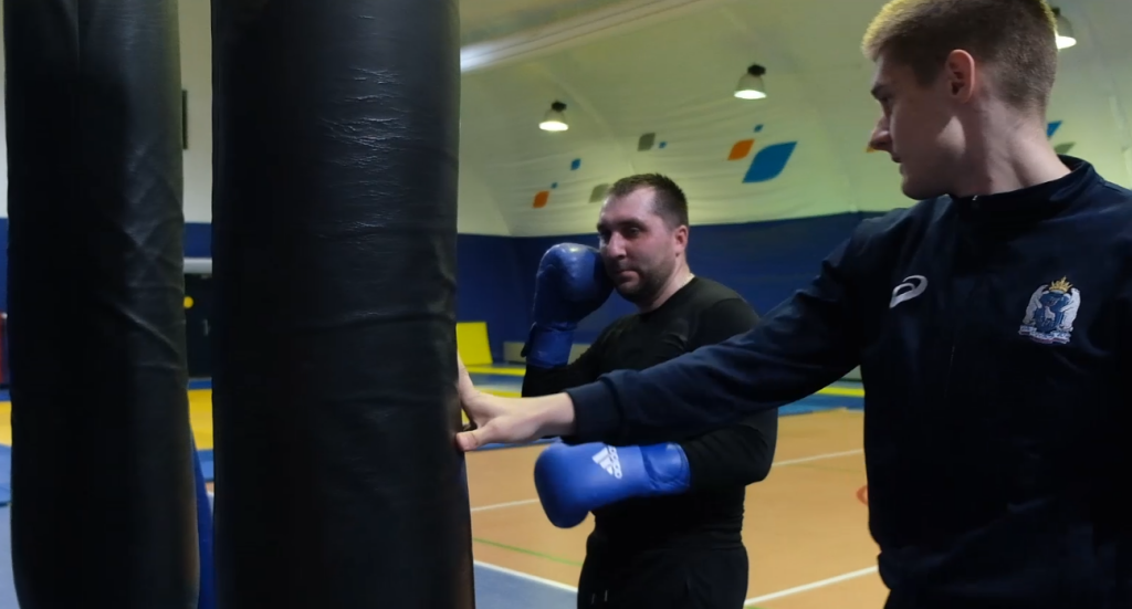 Для участников СВО проводят тренировки по боксу