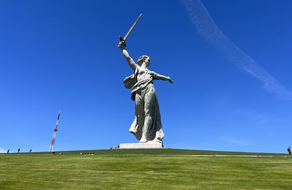 Школьники отправились в культурно-познавательную поездку