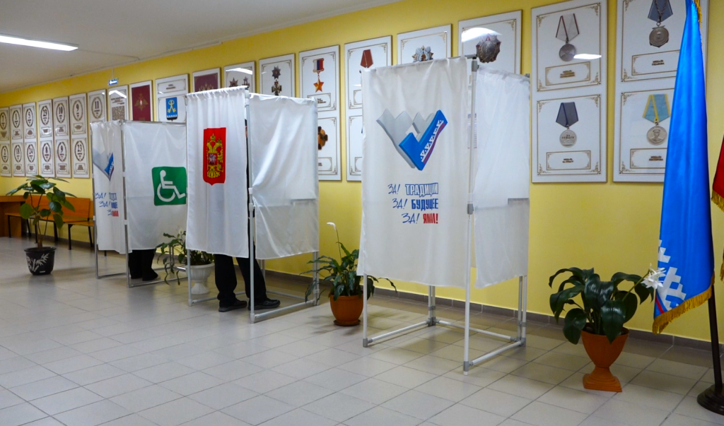 В Муравленко проходит второй день выборов