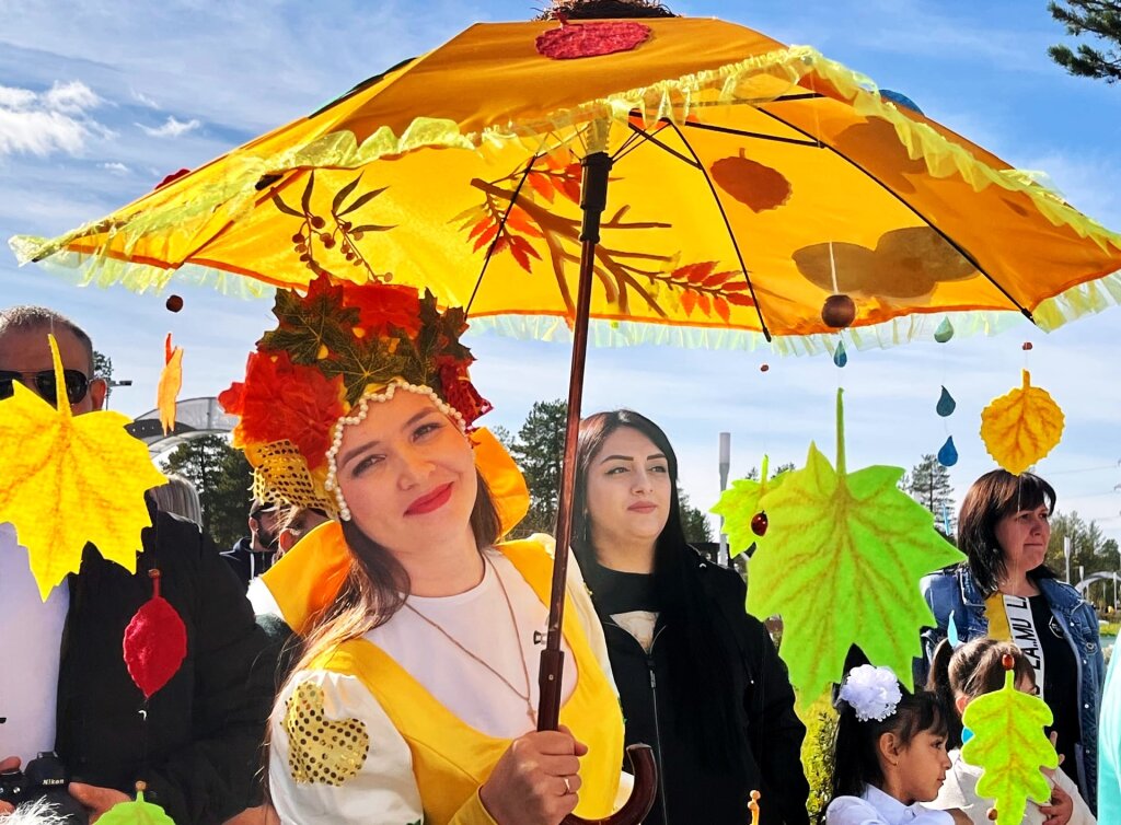 16 семей примут участие в смотре-конкурсе «Под куполом счастья»