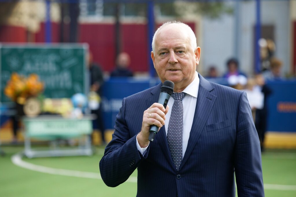 Михаилу Ставскому присвоено звание «Почётный гражданин города Муравленко»