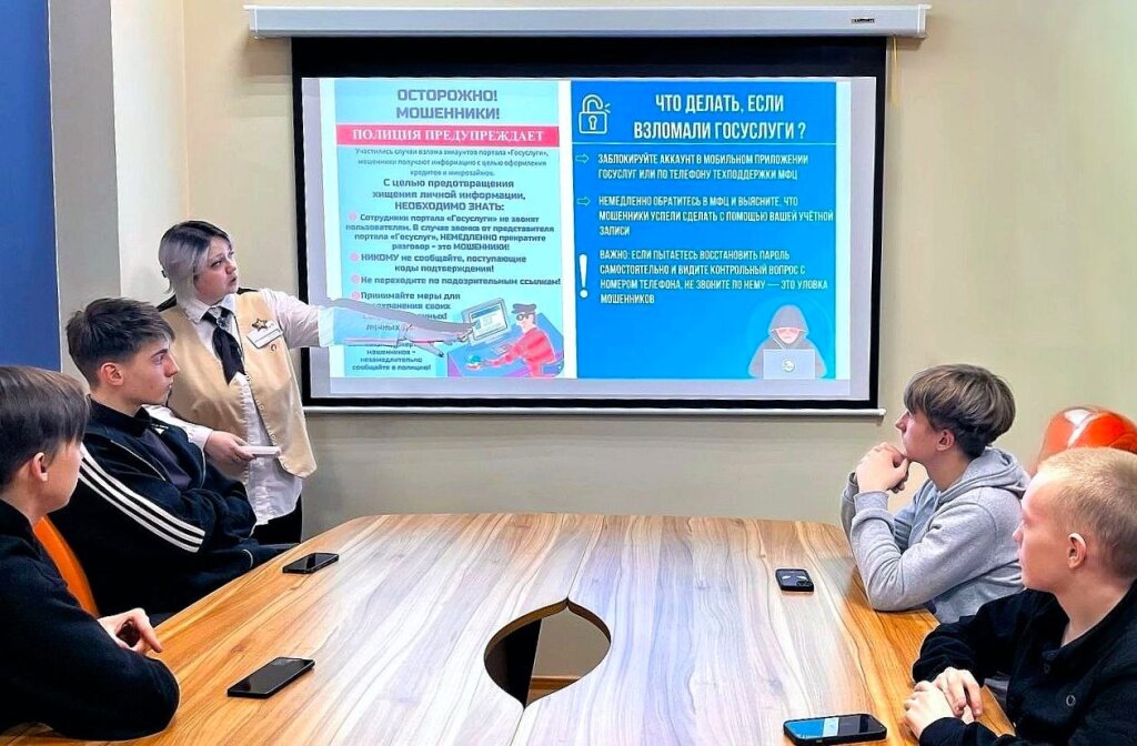 «Академия Арктикбота» расширяет границы цифрового образования на Ямале