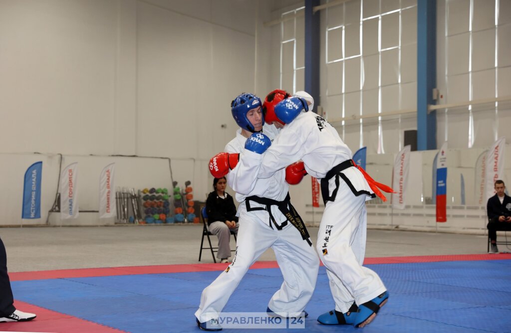 Тхэквондисты Муравленко – лидеры окружных соревнований