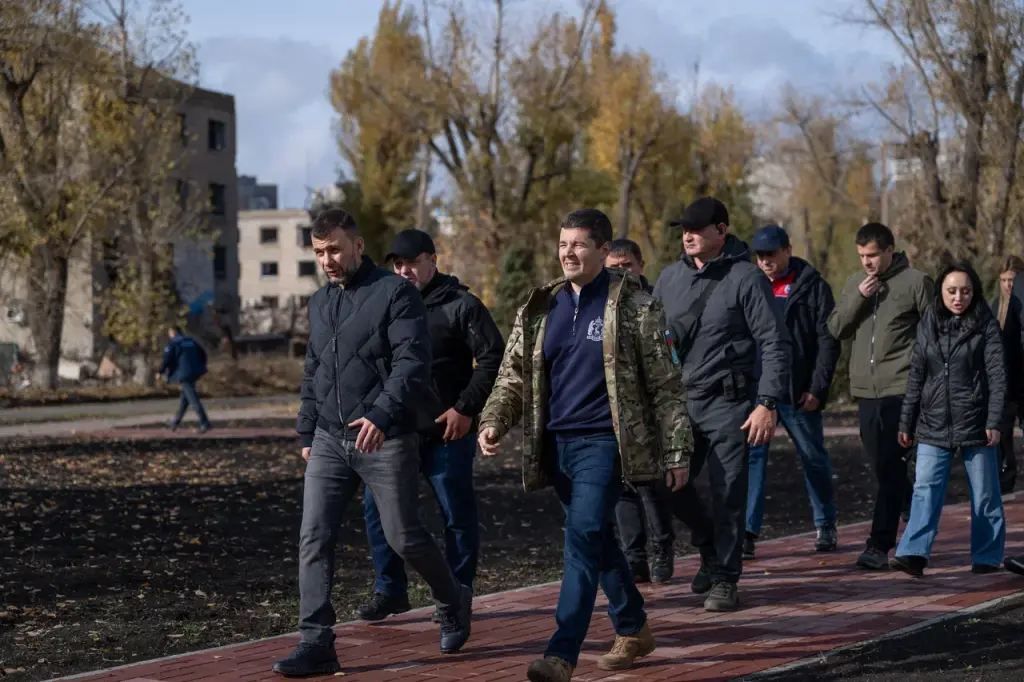 Дмитрий Артюхов посетил подшефные Авдеевку и Волноваху