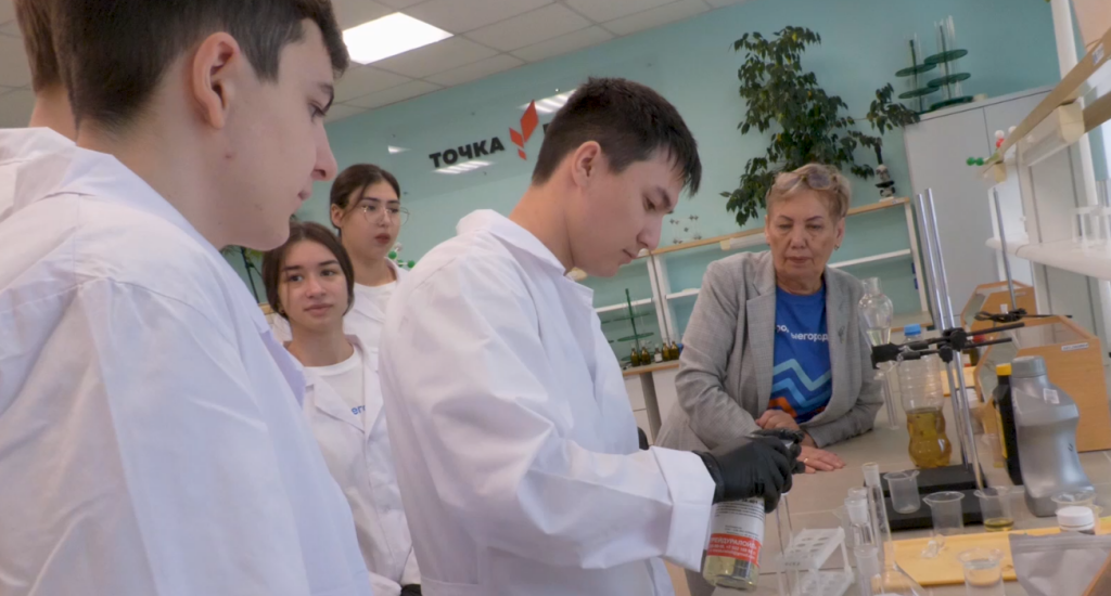 Научный лагерь объединил почти 80 одарённых школьников