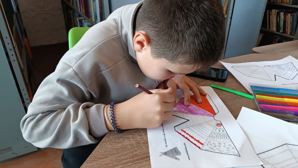 Ямал и Донбасс: в Муравленко прошла акция «Громкие чтения «Дружба Народов»