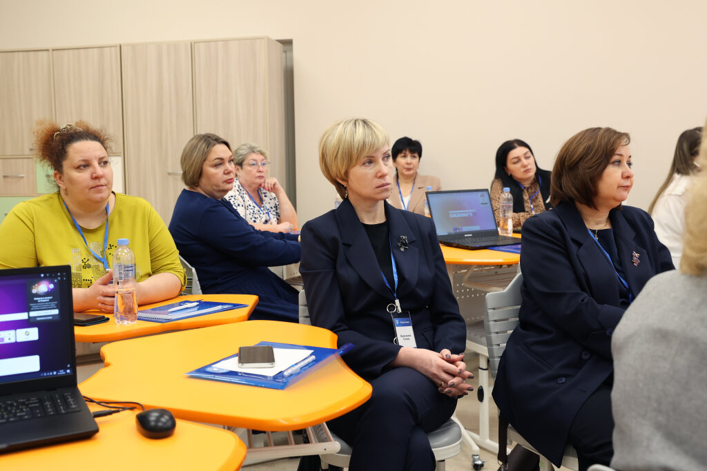 Образовательный форум объединил 250 педагогов Муравленко