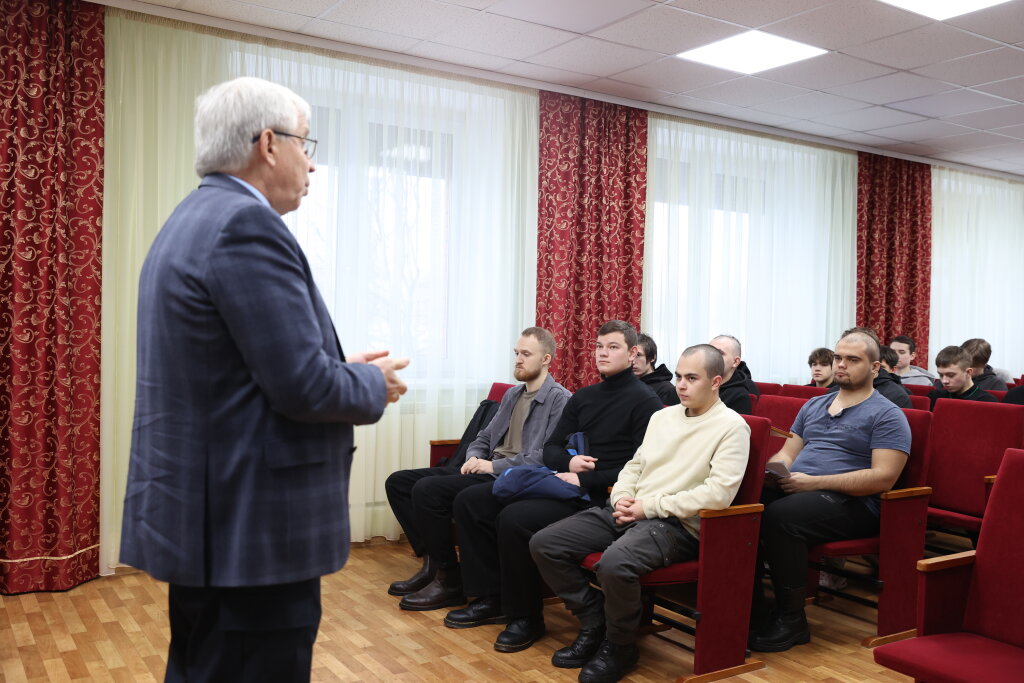 Школьникам рассказали о проекте «Карские экспедиции»