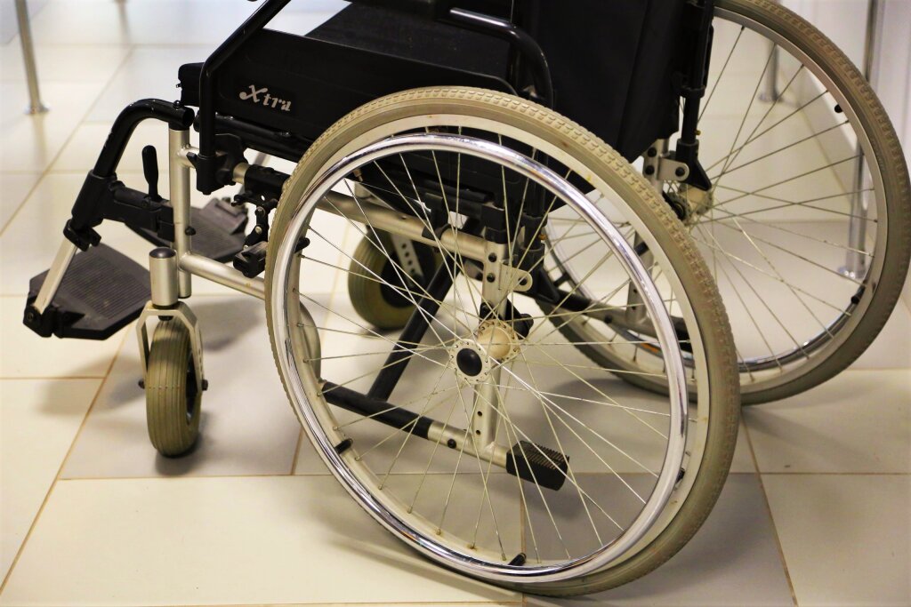 На Ямале предоставляется материальная помощь к Дню инвалидов