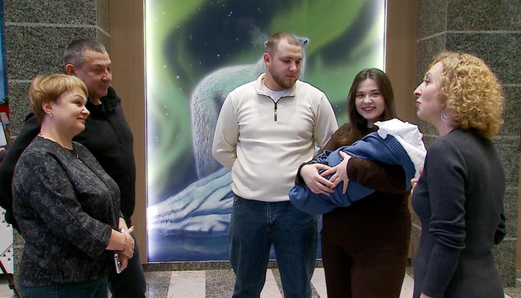 Ямальские семьи могут получить коробку «Малышу Ямала» в Тюмени