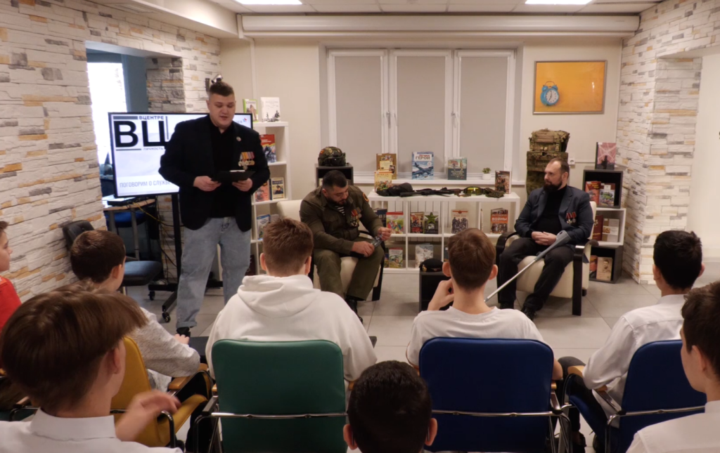 Пётр Князев претендует на победу в конкурсе «Библиотекарь года – 2025»