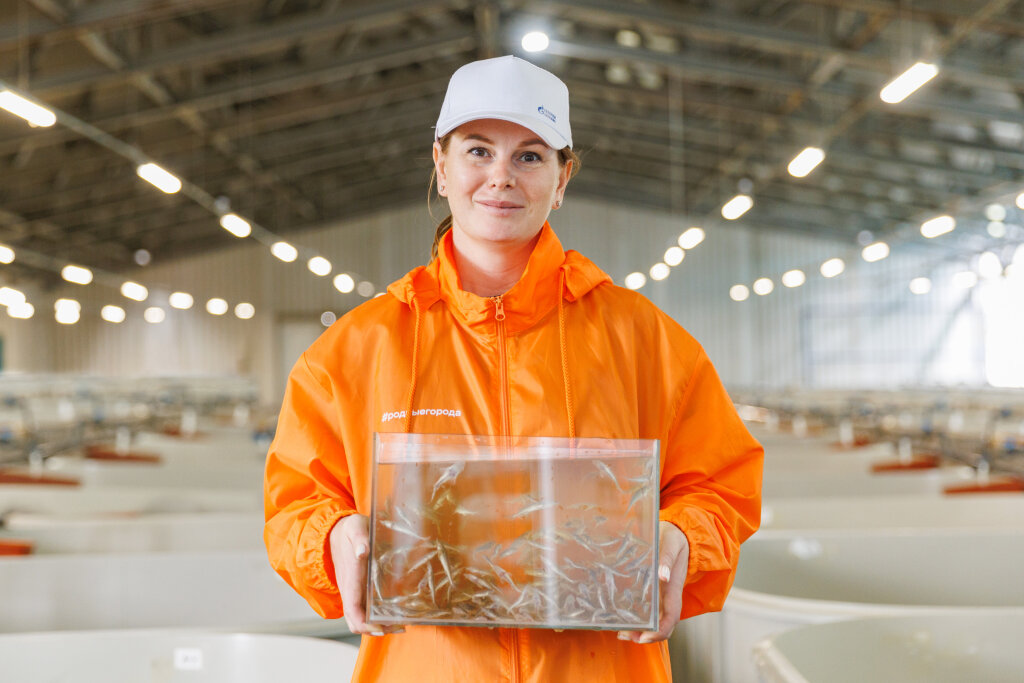 «Газпром нефть» помогает сохранению редких и исчезающих видов рыб