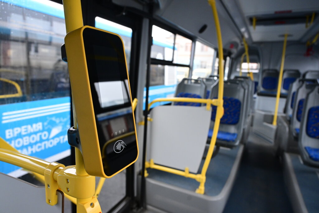 В Муравленко изменится система оплаты проезда для учащихся