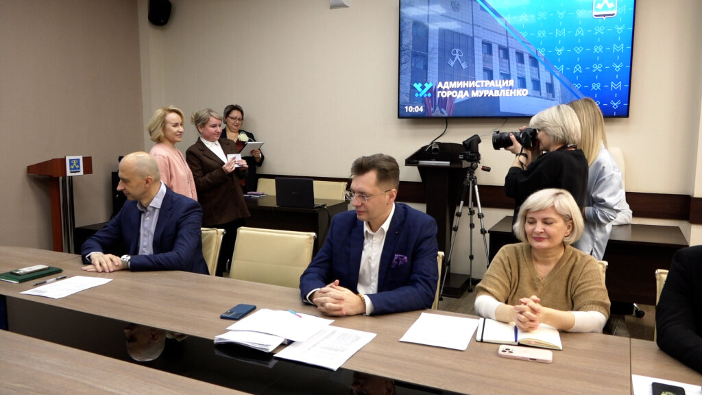 Жителей города отметили заслуженными наградами