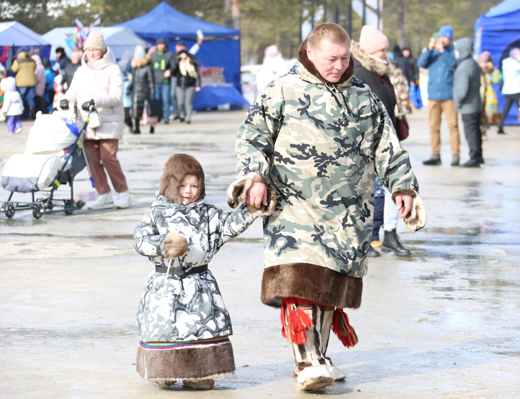 На Ямале вручили 70-й чумовой капитал