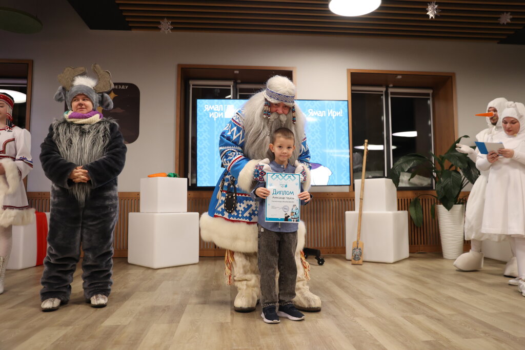 Ямал Ири поздравил юных муравленковцев с Новым годом