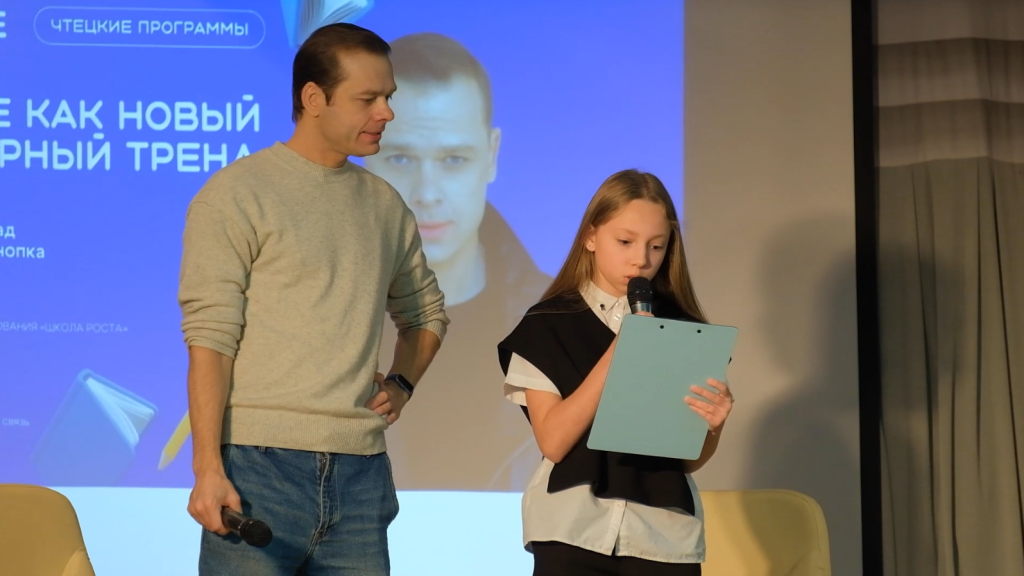 С творческим визитом Муравленко посетил актёр Влад Канопка