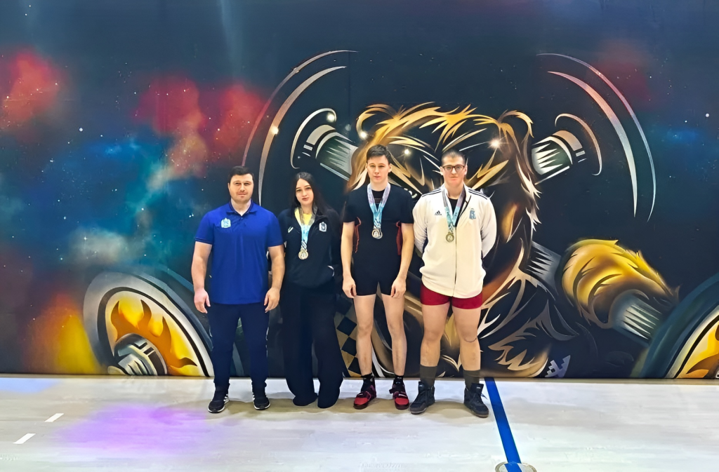 Пауэрлифтеры Муравленко – призеры чемпионата Урала