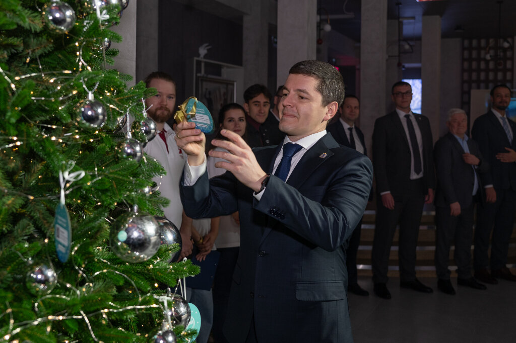 Дмитрий Артюхов исполнит новогодние желания детей