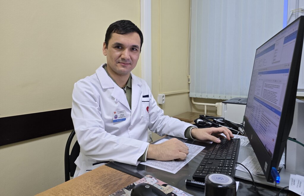 Бдительность терапевта Муравленковской больницы спасла пациенту жизнь