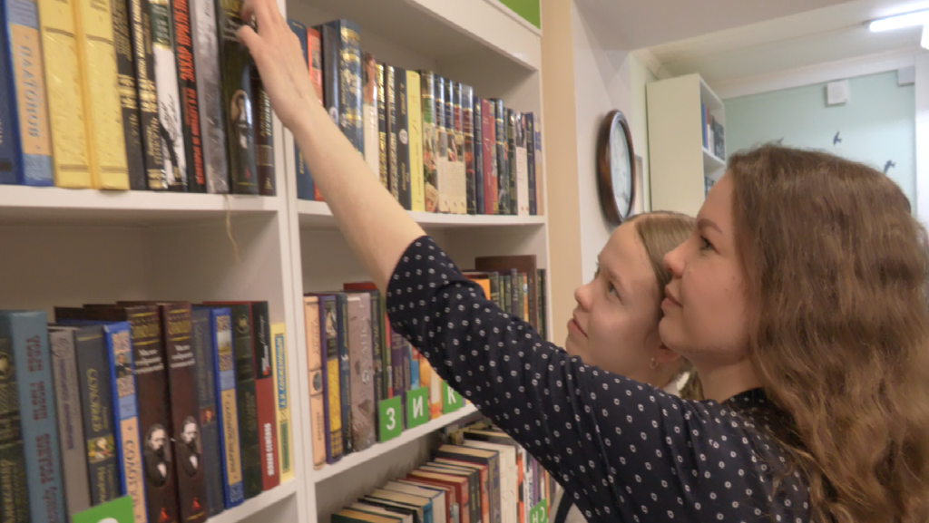 Муравленковцы предпочитают классику и графические романы