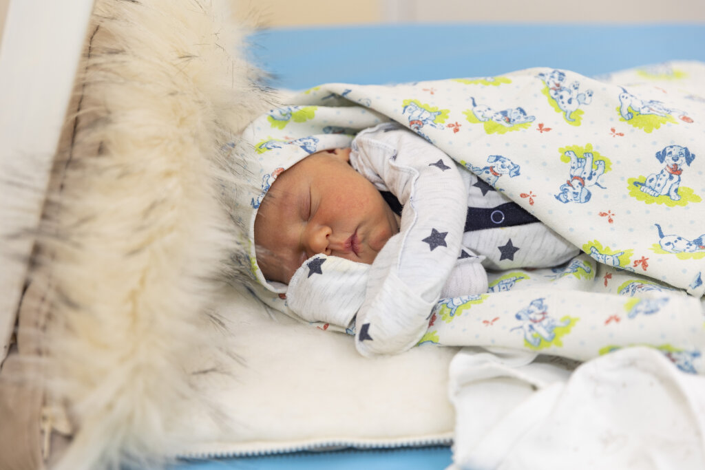 В 2025 году в Муравленко родилось больше мальчиков