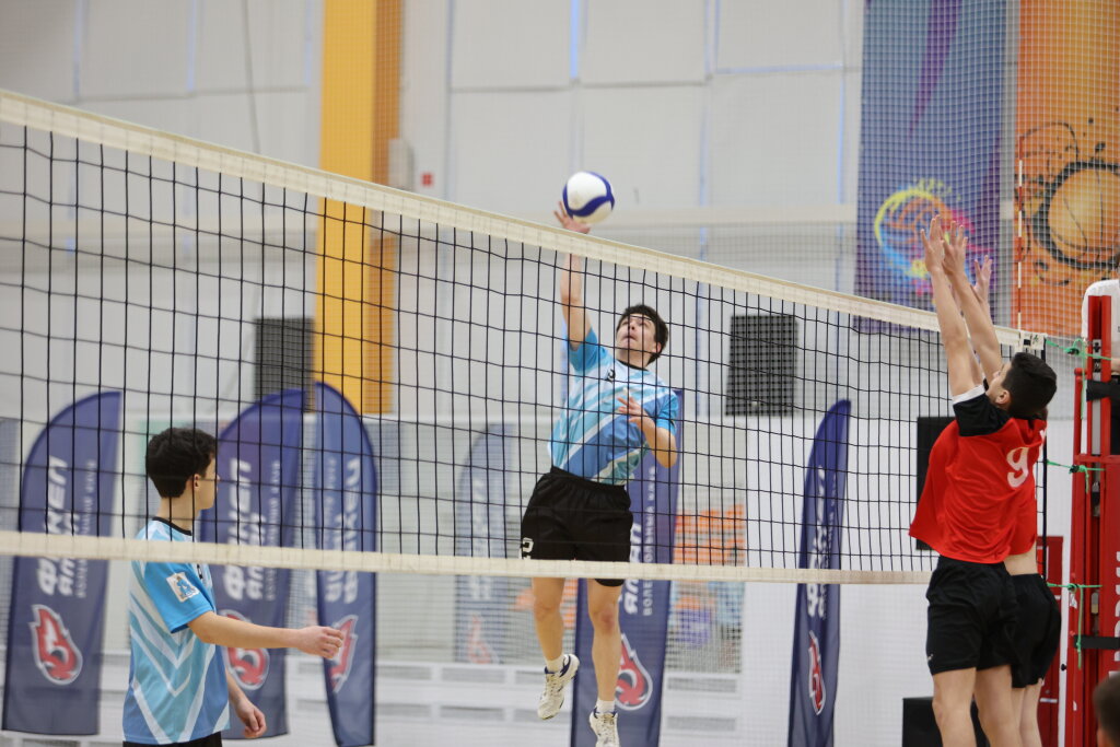 В Муравленко проходит первенство Ямала по волейболу