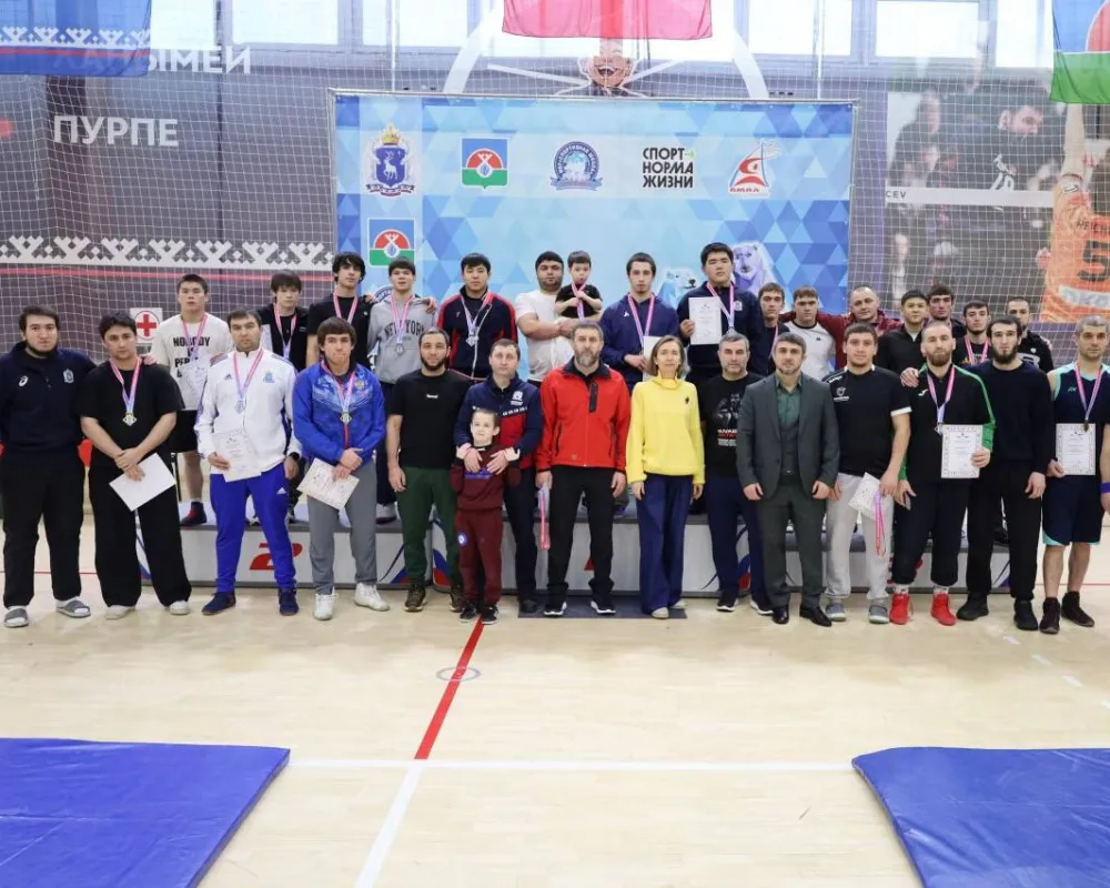 Борцы Муравленко – призёры окружного турнира в Надыме